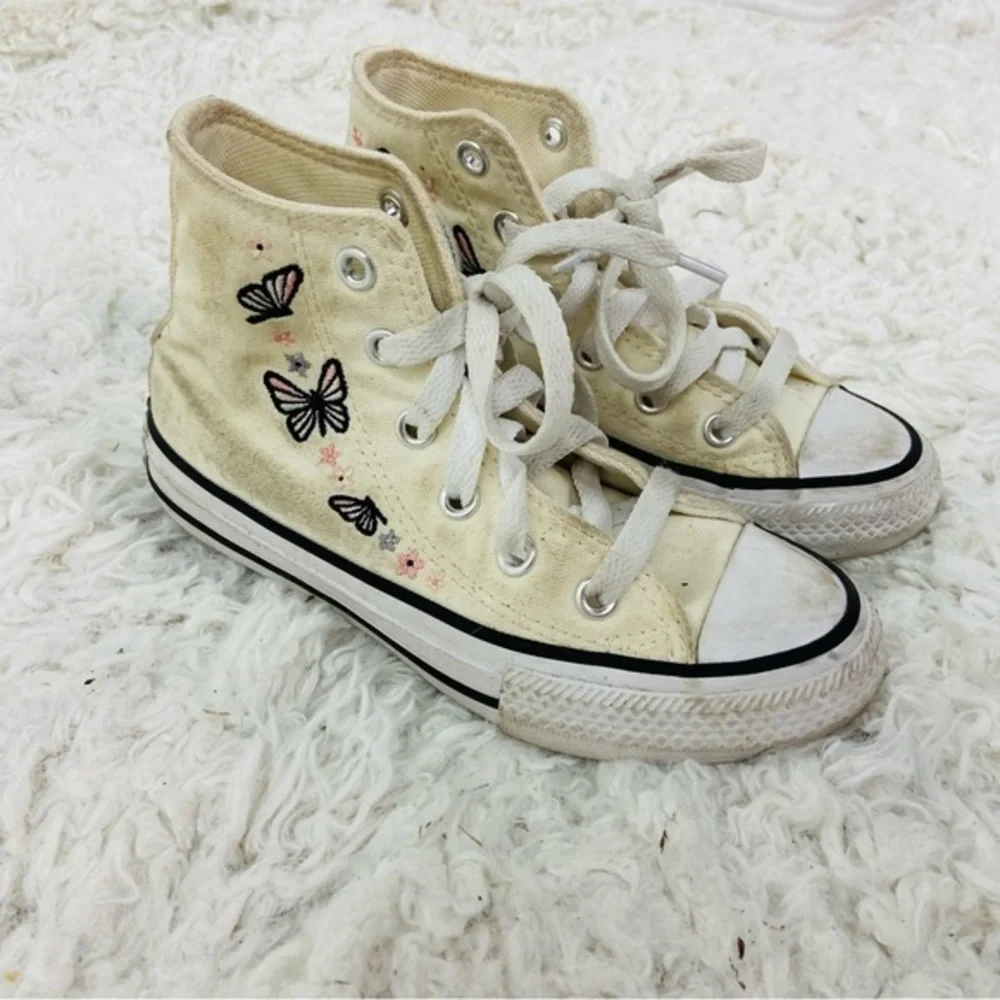 CONVERSE Kids High-Top Sneakers with embroidered Butterfly Design size 11